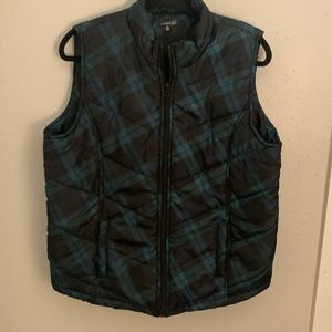 HANNAH PLAID PUFFER VEST // Women’s XL